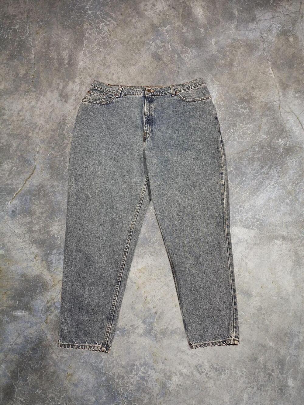 Levis 550 USA Made Relaxed Tapered Light Wash Sz 22W
